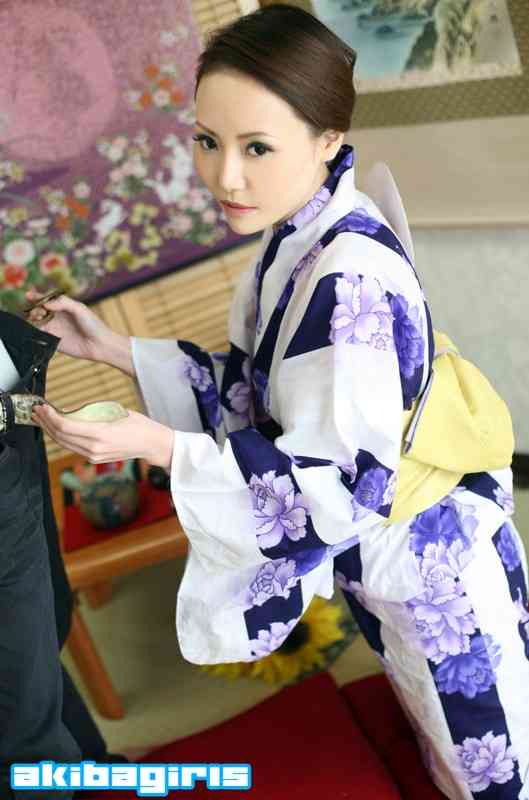  AGIRL-176
